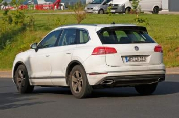 Опубликованы первые фото нового внедорожника Volkswagen Touareg