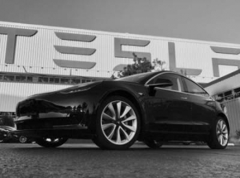 Tesla Model 3: первое официальное фото нового электрокара