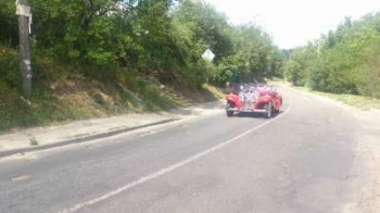 Уникальный Mercedes-Benz времен СССР "засекли" на киевских дорогах