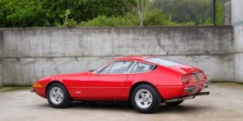 Легендарный Ferrari Элтона Джона выставили на продажу