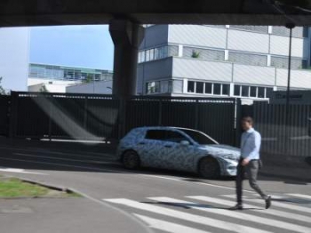 В Сеть попали эксклюзивные фото нового хетчбэка Mercedes