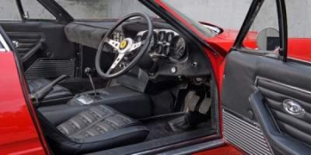 Легендарный Ferrari Элтона Джона выставили на продажу
