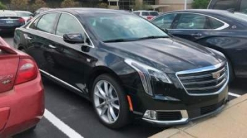 В Сеть попали первые «живые» снимки Cadillac XTS