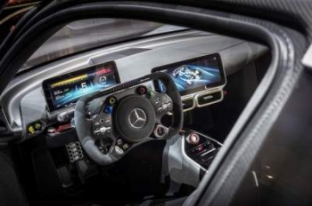 Представлен 1000-сильный гиперкар Mercedes-AMG Project One