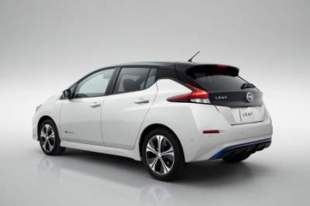 Nissan представил второе поколение электромобиля Leaf