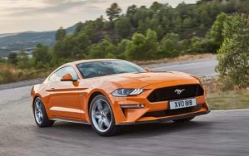 Ford показала внешность обновленного Mustang
