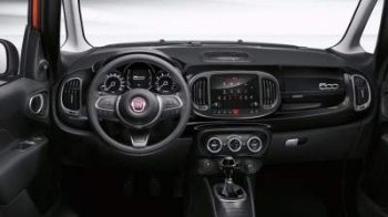 Fiat начал продавать в Европе спецверсию компактвэна 500L