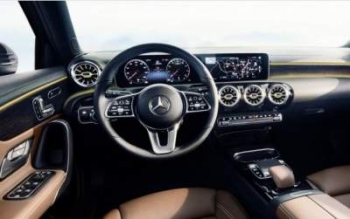 Mercedes представил интерьер нового A-Class