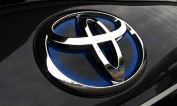 Фотошпионы засняли кроссовер Toyota нового поколения