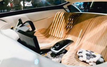 Renault представила концепт автомобиля с деревянными сиденьями