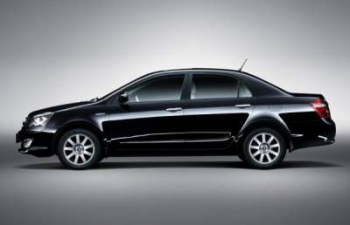 В сети показали фото бюджетного китайского седана в стиле Ford Mondeo