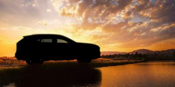 Toyota анонсировала премьеру RAV4 нового поколения