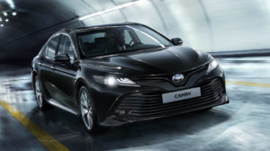 Названы официальные цены на новую Toyota Camry для России