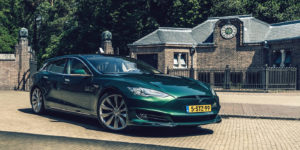 Тюнинг-ателье RemetzCar превратило Tesla Model S в универсал‍