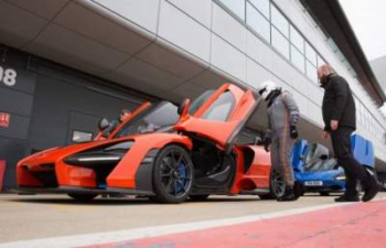 McLaren работает над своим электромобилем 