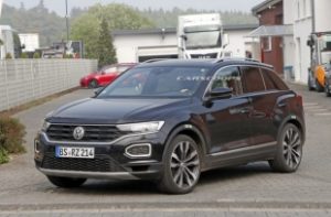 «Заряженный» Volkswagen T-Roc R проходит испытания в Нюрбургринге‍