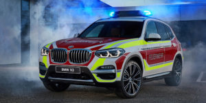 Представлены пожарный BMW X3 и полицейский MINI John Cooper Works