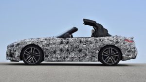 BMW опубликовала фотографии родстера Z4 M40i в камуфляже‍