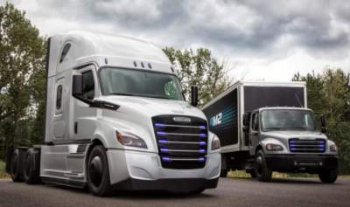 Freightliner разработала две модели мощных электрических грузовиков