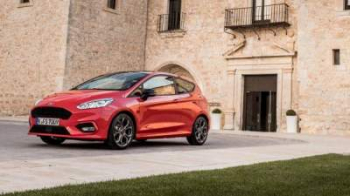 Ford выпустит "заряженный" хэтчбек Fiesta ST Line