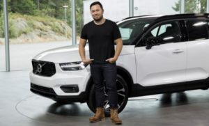 Компания Tesla наняла бывшего дизайнера Volvo‍