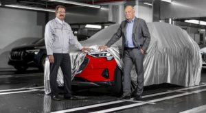 Audi начала серийный выпуск первого электрического кроссов<span id=