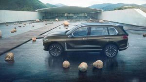 Интерьер серийного кроссовера BMW X7 рассекретили до премьеры‍
