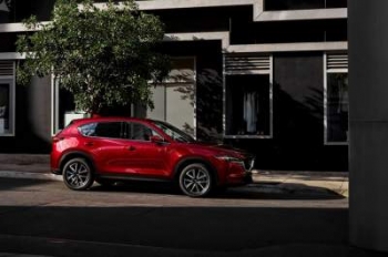 Mazda представила кроссовер CX-5 второго поколения