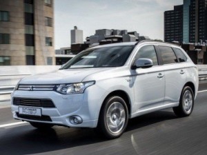 Гибрид Mitsubishi Outlander PHEV покинул российский рынок