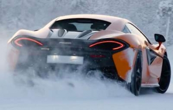 McLaren открывает экстремальные курсы вождения по льду