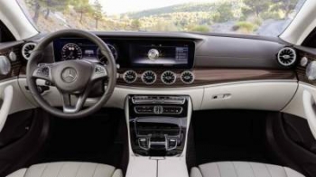 Mercedes-Benz официально представил купе E-Class нового поколения