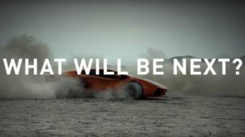 Lamborghini показала тизер новой модели