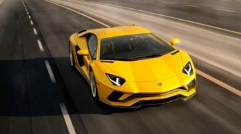 Lamborghini рассекретила обновленную версию суперкара Aventador