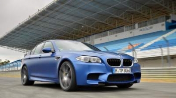 Новый BMW M5 впервые станет  моноприводным