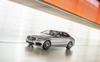 Обнародованы первые живые снимки Mercedes-Benz S-Class