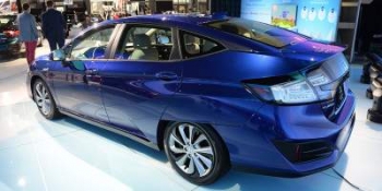 Honda представила два новых автомобиля на электричестве