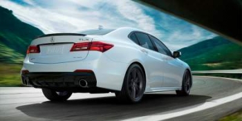 Acura обновила седан TLX