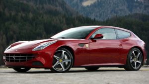 Россиянин судится с Ferrari из-за коррозии на автомобиле