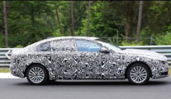 «Горячий» седан Jaguar XEL засветился на тестах