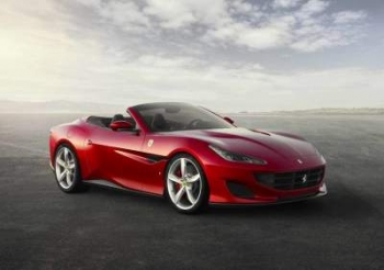 Первые фото нового спорткара Ferrari "слили" в Сеть