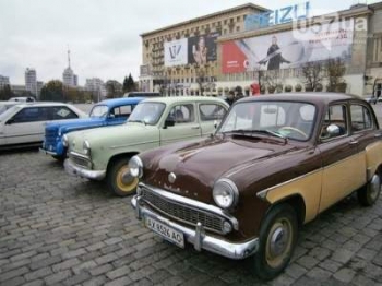 День автомобилиста: в Харькове состоялась выставка раритетных авто