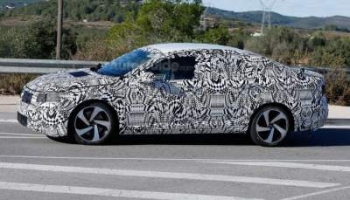Появились "шпионские" фото нового Volkswagen Jetta GLI