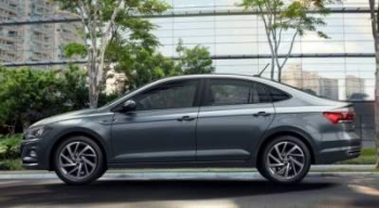 Появились "живые" фото нового седана Volkswagen Virtus