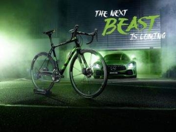 Mercedes-Benz выпустил велосипед для профессиональных гонщиков