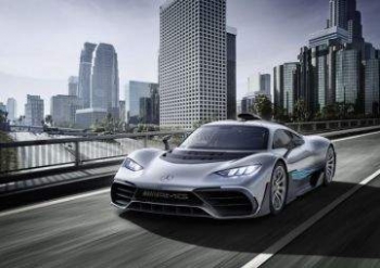 В Сети показали первый экземпляр Mercedes-AMG Project One