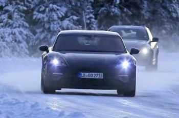 Электромобиль Porsche выгнали на мороз