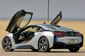 BMW к 2025 году частично перейдет на электрокары