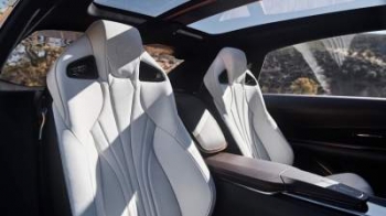 Новый кроссовер Lexus получит систему 4D-навигации