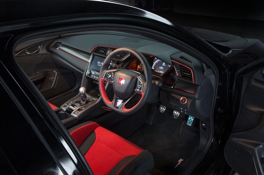 Большой обзор Honda Civic Type R салон