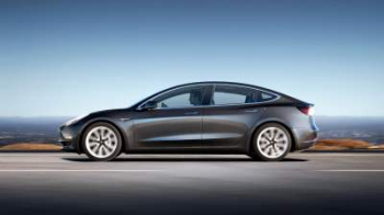 Tesla Model 3 разочаровала американских покупателей